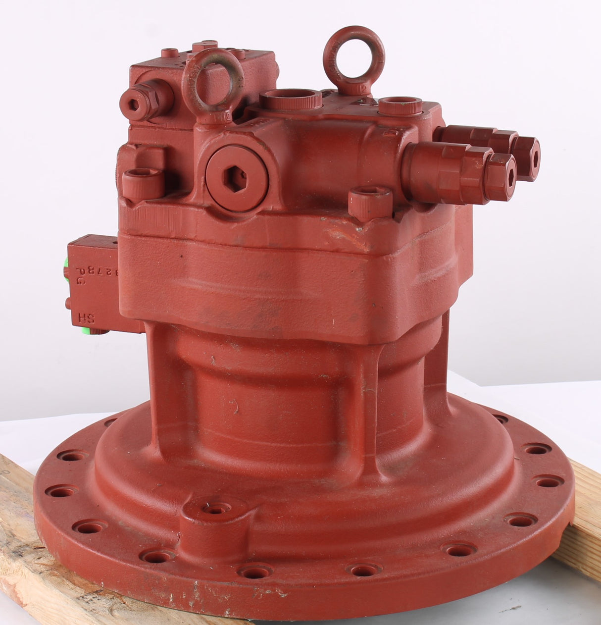 VOLVO ­-­ 14577125 ­-­ SWING MOTOR