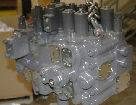 VOLVO ­-­ 14625526 ­-­ CONTROL VALVE