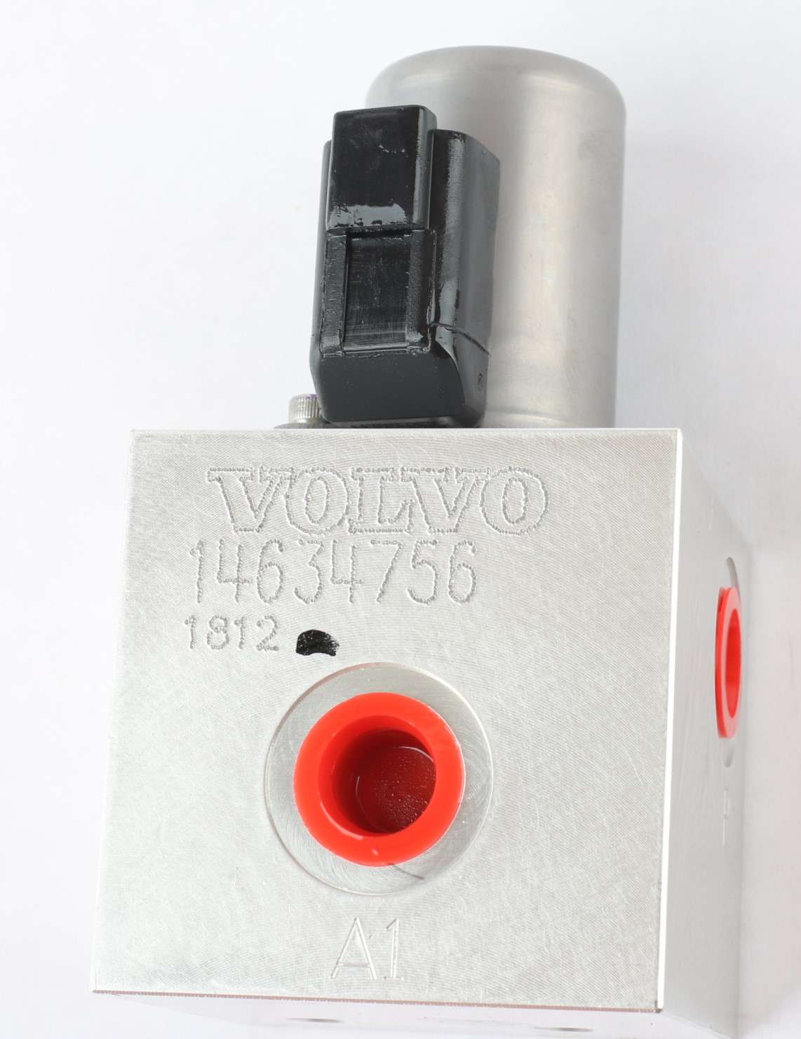 VOLVO ­-­ 14634756 ­-­ VALVE