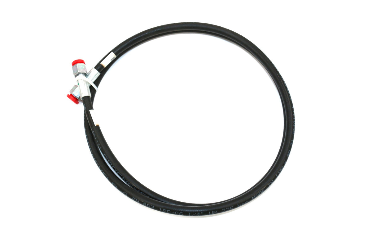 VOLVO ­-­ 15152695 ­-­ HOSE ASSEMBLY
