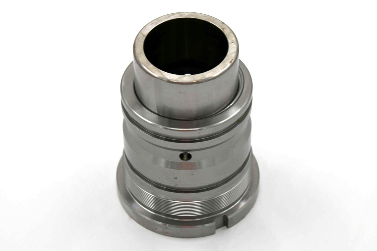 VOLVO ­-­ 15196167 ­-­ PISTON ROD GUIDE