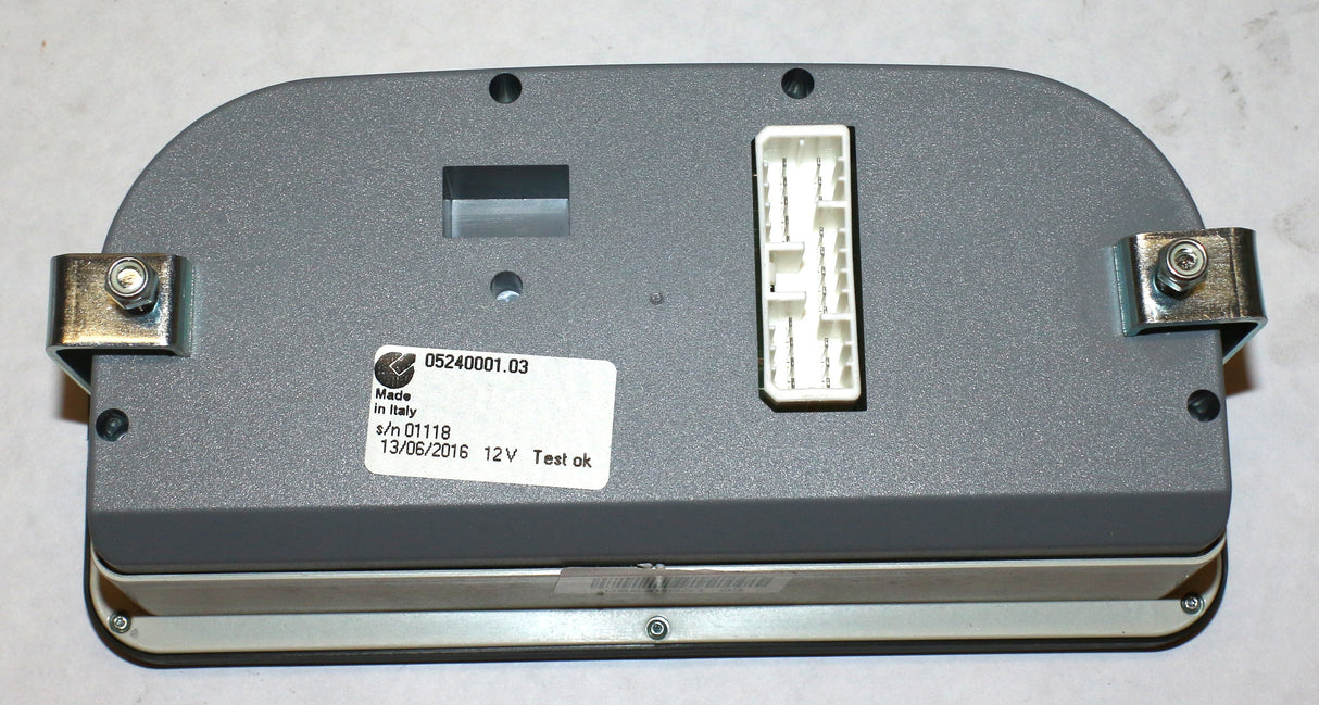 VOLVO ­-­ 15225830 ­-­ INSTRUMENT PANEL 12V