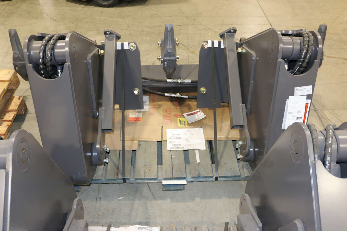 VOLVO ­-­ 16004279 ­-­ RIPPER - G900 MODELS