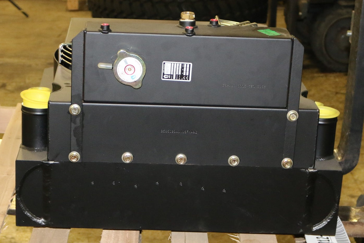 VOLVO ­-­ 18001370 ­-­ RADIATOR ASM