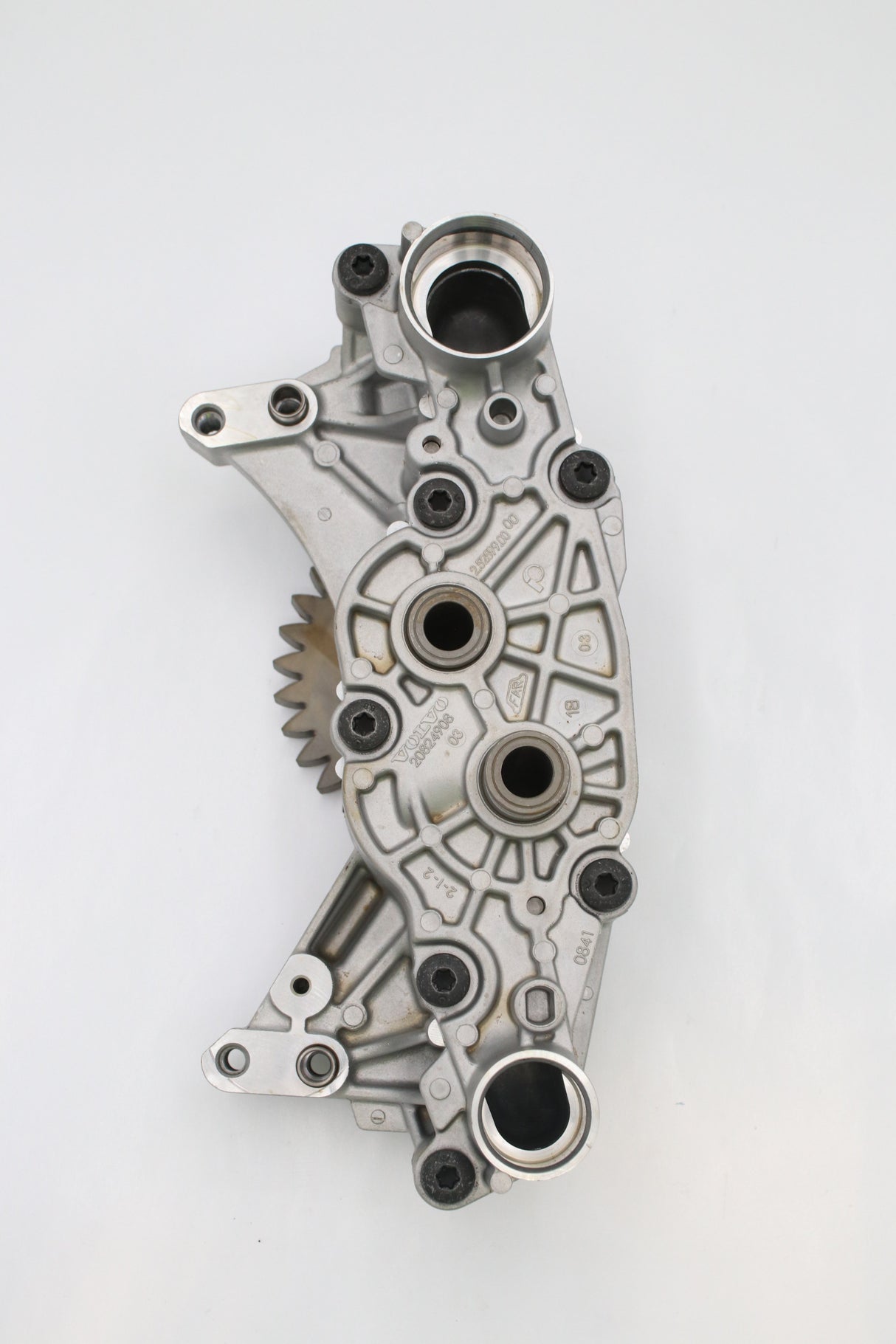 VOLVO ­-­ 20824906 ­-­ OIL PUMP