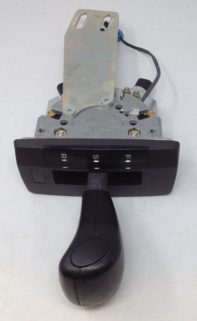 VOLVO ­-­ 43843556 ­-­ F STOP R CONTROL
