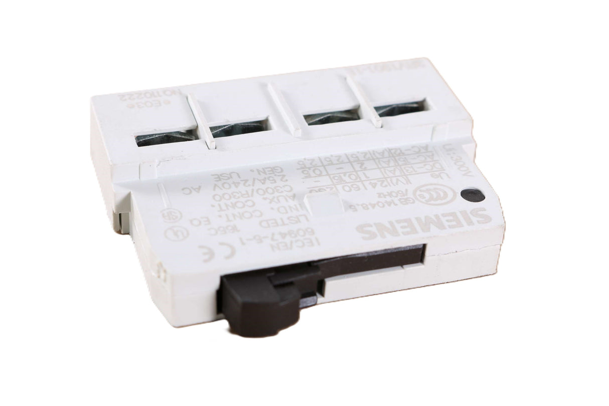 BLAW KNOX ­-­ 43937937 ­-­ SWITCH; SWITCH. SIEMENS 3RV1901-E