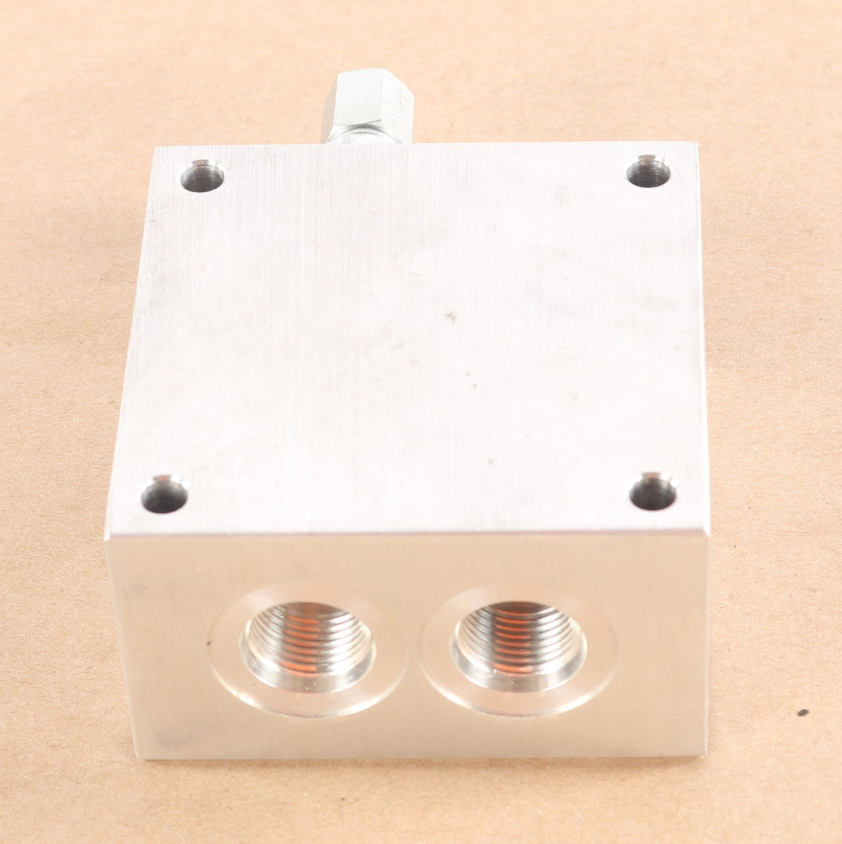VOLVO ­-­ 58752908 ­-­ VALVE PLATE