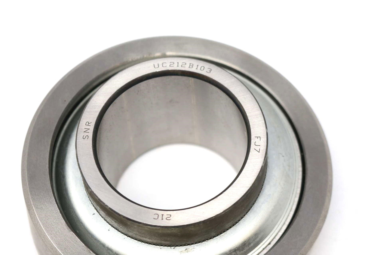 VOLVO ­-­ 58853813 ­-­ BALL BEARING