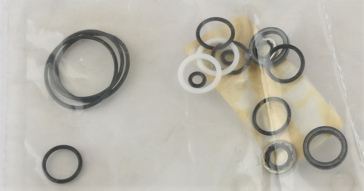 MANITOWOC GROVE ­-­ 9926107867 ­-­ SEAL KIT