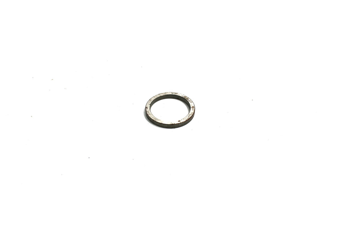 MANITOWOC GROVE ­-­ 9049100689 ­-­ SPACER
