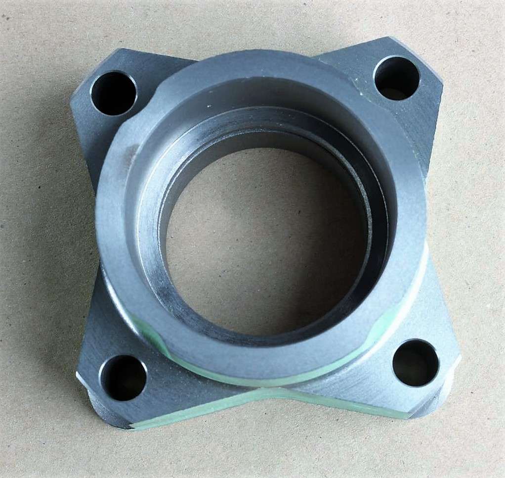 VOLVO PENTA ­-­ 21901728 ­-­ BEARING BRACKET