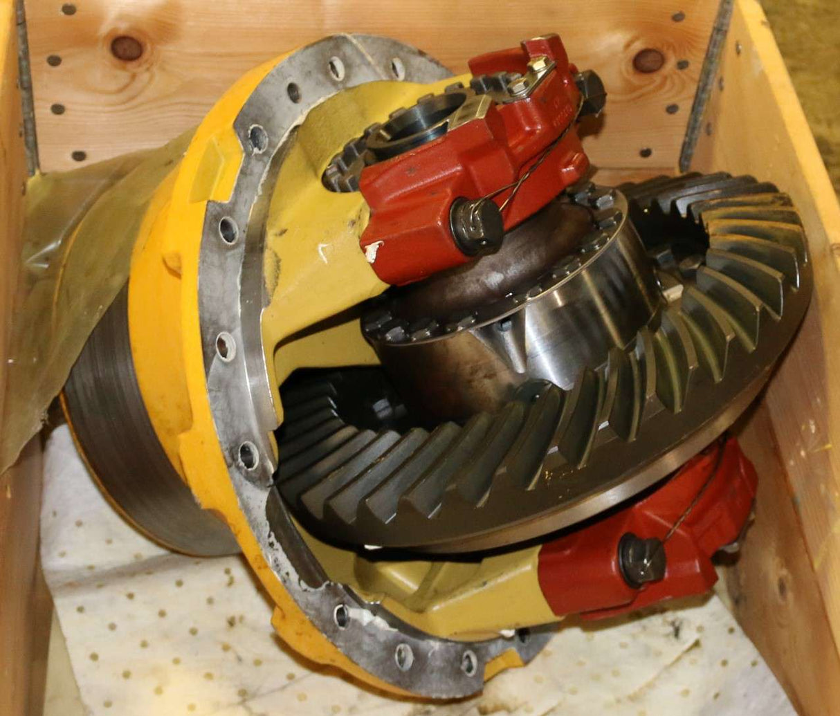 VOLVO ­-­ 11034203 ­-­ DIFF CARRIER COMPLETE