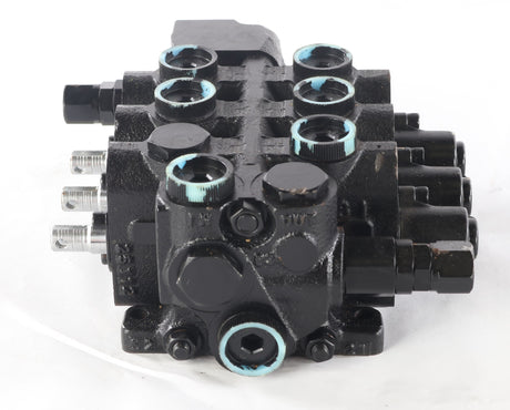 HYUNDAI ­-­ 32FJ-02000 ­-­ CONTROL VALVE