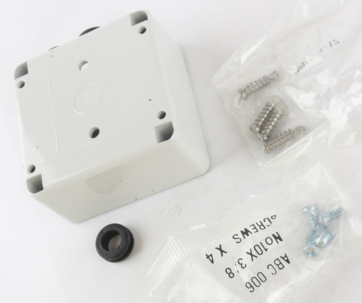 TMFL ­-­ 500PA0001 ­-­ ELECTRICS MAST CONNECTING BOX