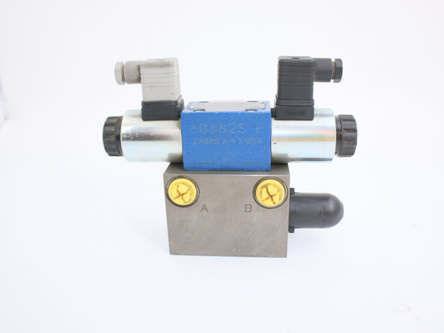 MANITOWOC GROVE ­-­ H000370 ­-­ CONTROL VALVE; STEERING