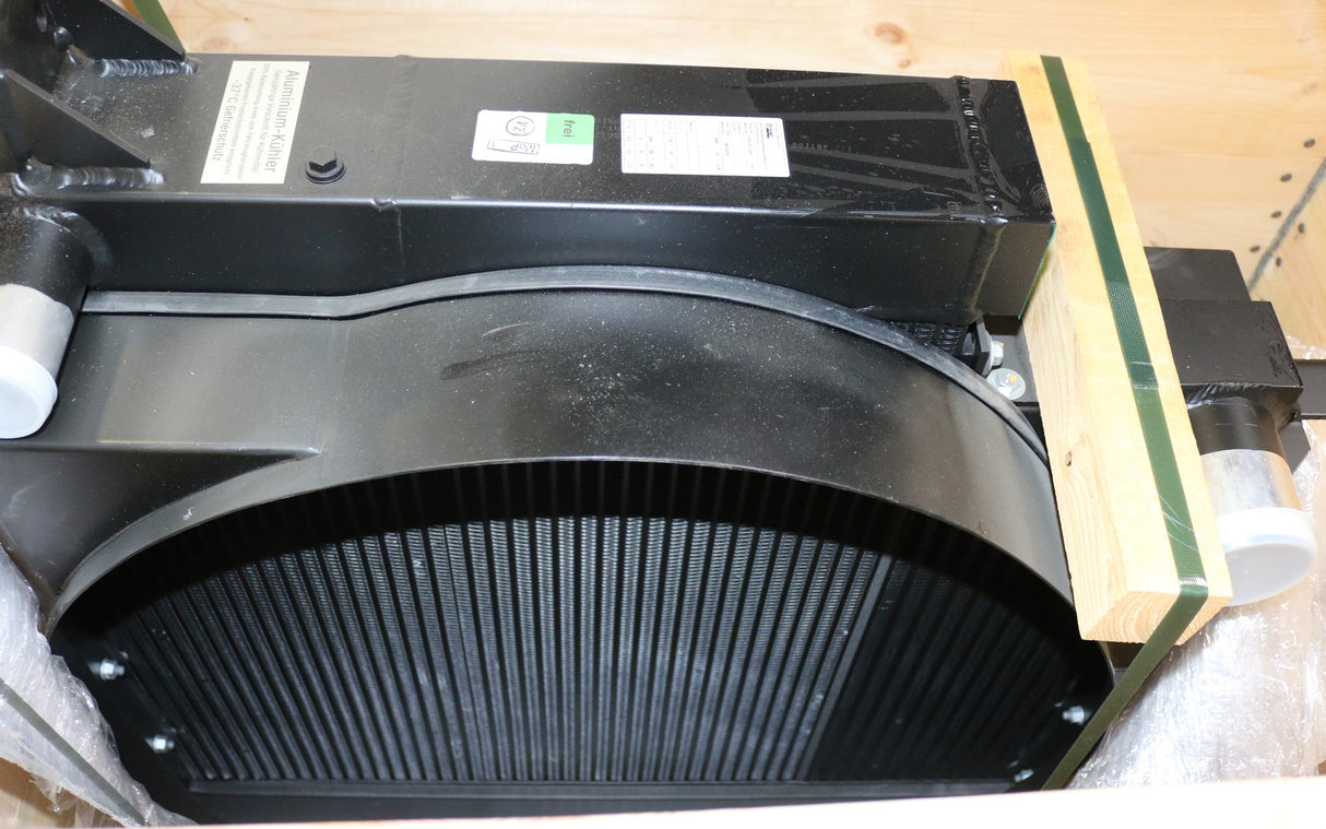 DYNAPAC ­-­ D950583221 ­-­ WATER-OIL COOLER