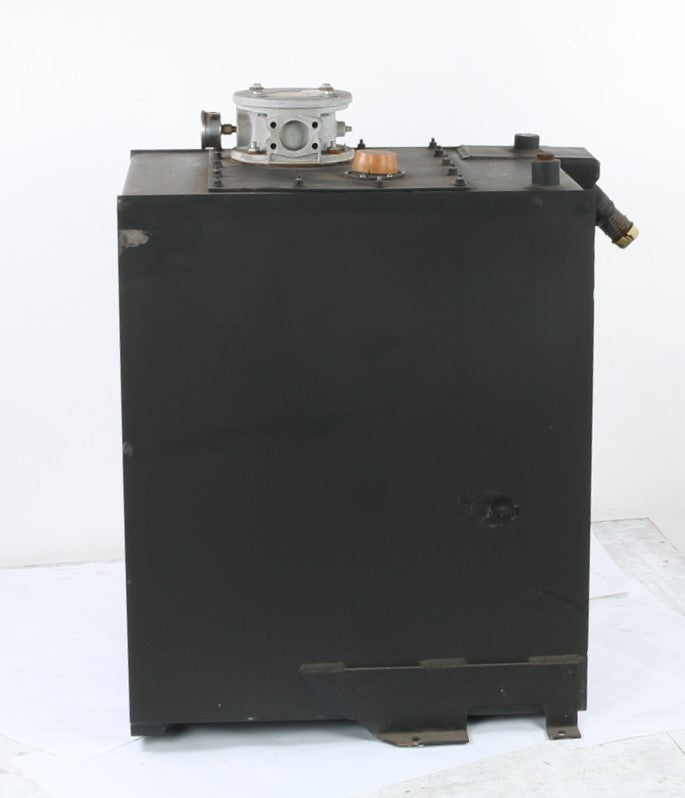 JLG ­-­ 4400216 ­-­ OIL TANK ASSY MODEL RT1G713SY2G1646