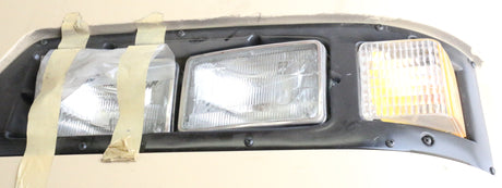 PREVOST ­-­ 472151P ­-­ PANEL FRONT LH. ASSY W/LIGHT