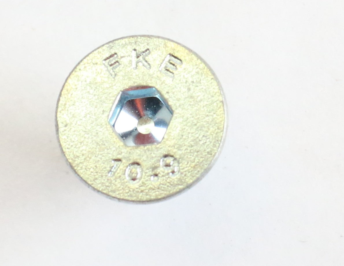 SISU AXLE ­-­ 90319-08206 ­-­ SCREW