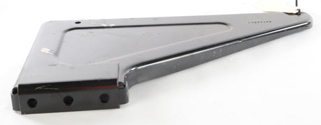 MACK ­-­ 82728321 ­-­ FENDER BRACKET