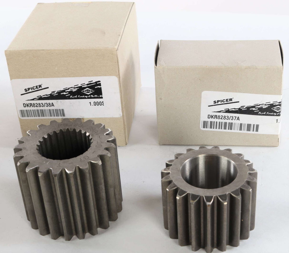 DANA SPICER ­-­ 17777/327 ­-­ 1-8283/38A GEAR 1-8283/37A GEAR