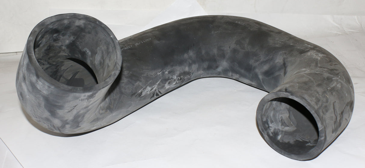 DYNAPAC ­-­ 4700379017 ­-­ AIR CLEANER HOSE