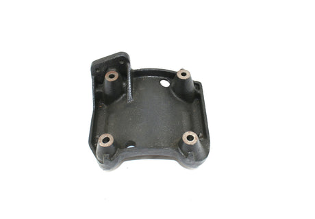 MACK ­-­ 22285565 ­-­ BRACKET