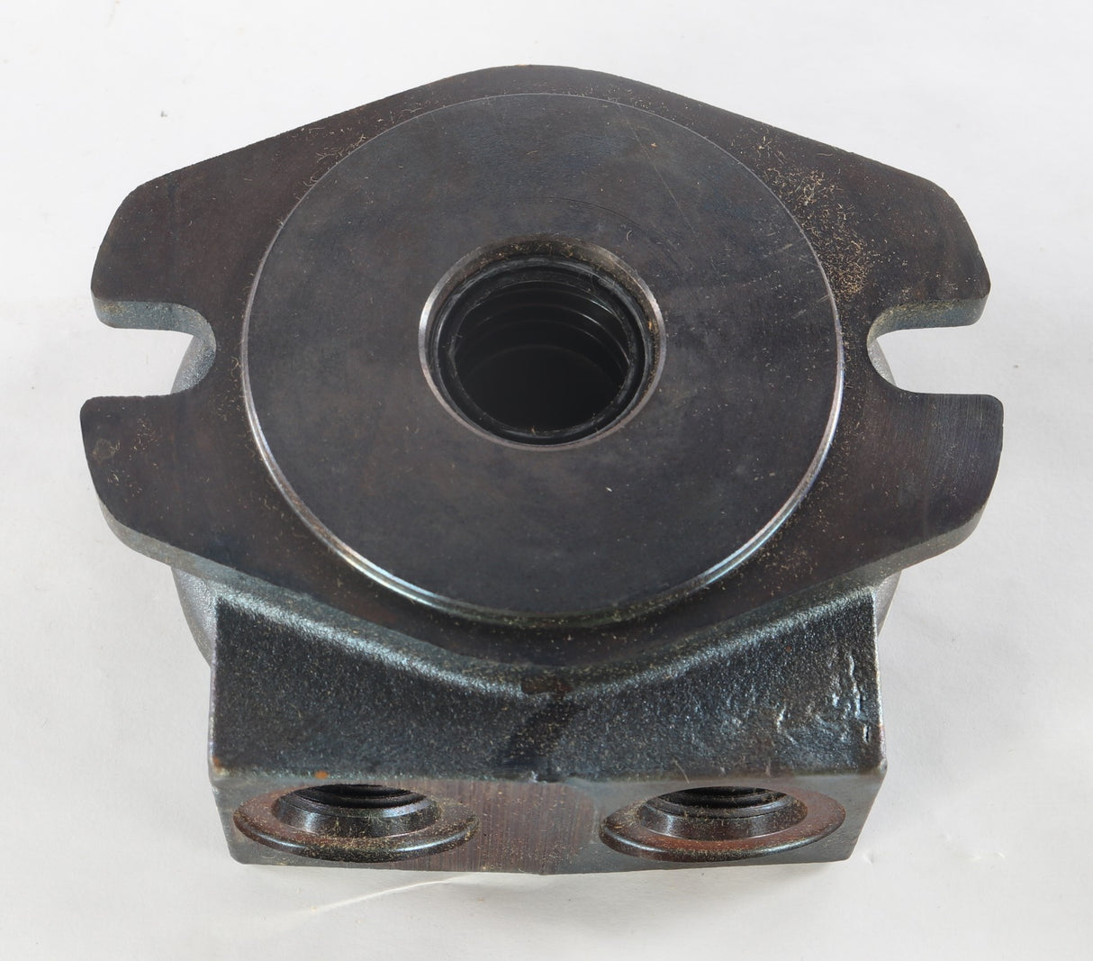 BOBCAT ­-­ 6655747 ­-­ HOUSING