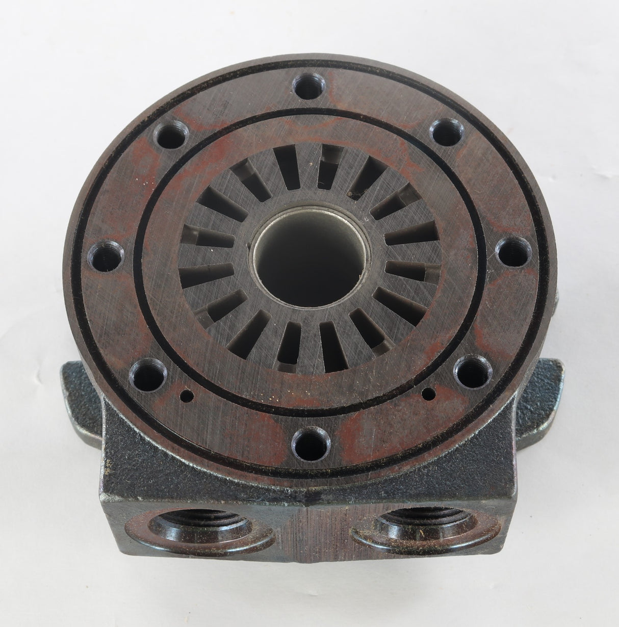 BOBCAT ­-­ 6655747 ­-­ HOUSING