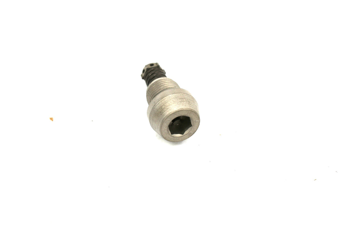 BOBCAT ­-­ 5520662066 ­-­ VALVE RELIEF CPL