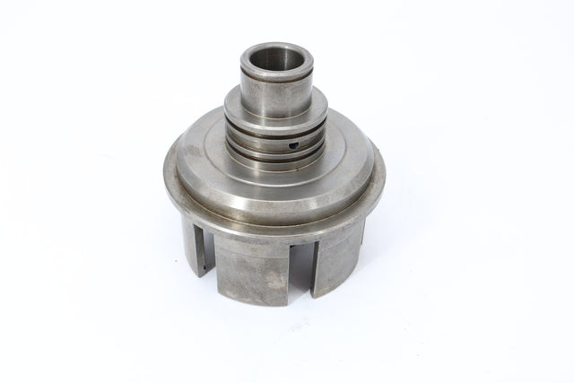 BOBCAT ­-­ 7001984 ­-­ HOUSING PTO CLUTCH CYL