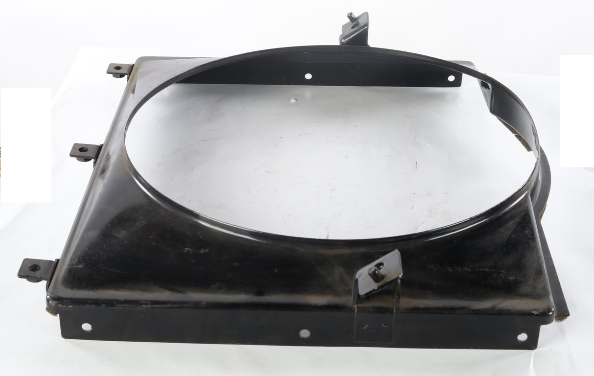 BOBCAT ­-­ 6696677 ­-­ SHROUD