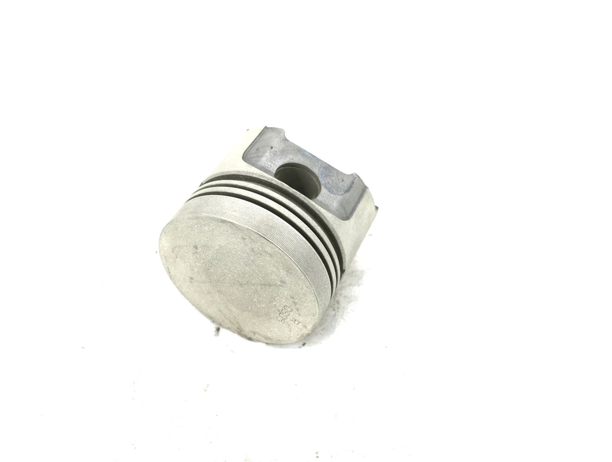 BOBCAT ­-­ 6634611 ­-­ PISTON