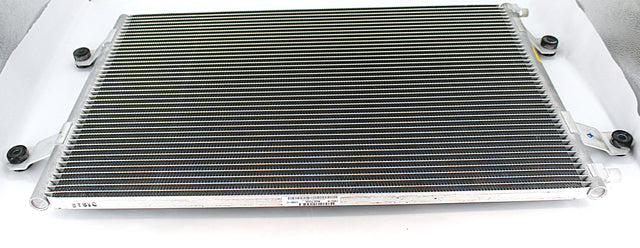 VOLVO ­-­ 25172537 ­-­ CONDENSER
