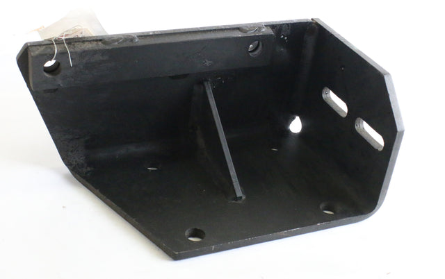 MACK ­-­ 25118863 ­-­ GUSSET LH