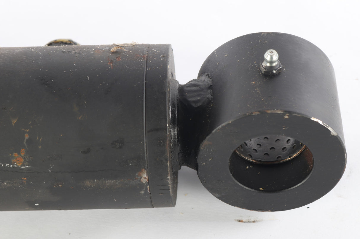 JLG ­-­ 7028127 ­-­ CYLINDER TILT