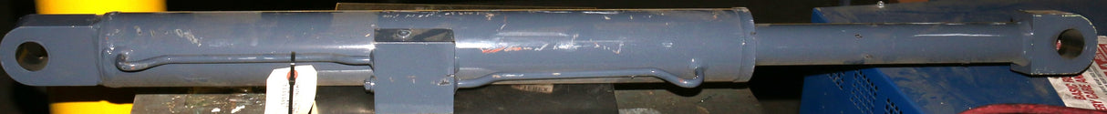 WAVERLY BOOM TRUCK ­-­ T111181 ­-­ SWING CYLINDER OUTRIGGER