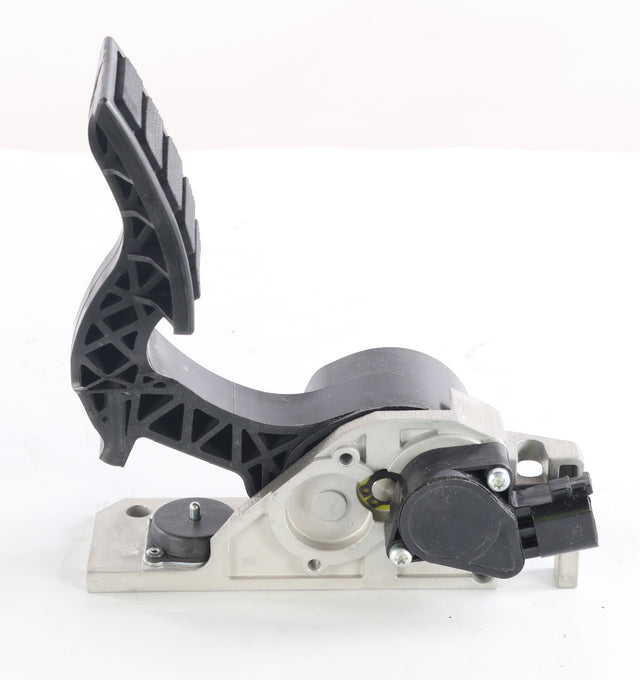 VOLVO ­-­ 84557579 ­-­ ACCELERATOR PEDAL
