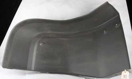 VOLVO ­-­ 16685651 ­-­ REAR REAR FENDER RH