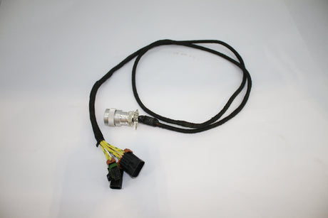 BOBCAT ­-­ 6728166 ­-­ HARNESS