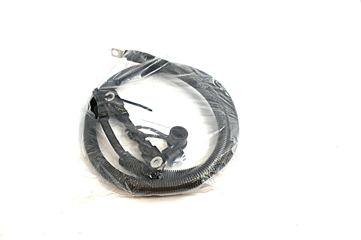 MACK ­-­ 25132301 ­-­ BATTERY CABLE