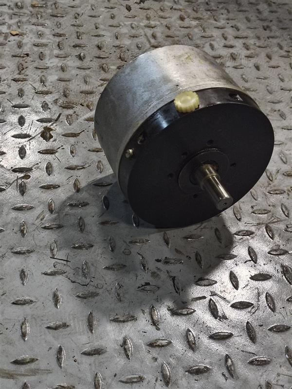 MANITOWOC GROVE ­-­ L-74662-24 ­-­ PUMP