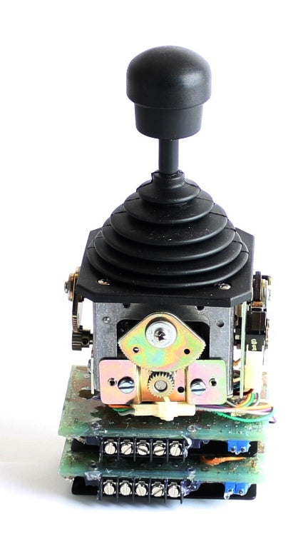 OEM CONTROLS ­-­ EJS6M8659 ­-­ JOYSTICK