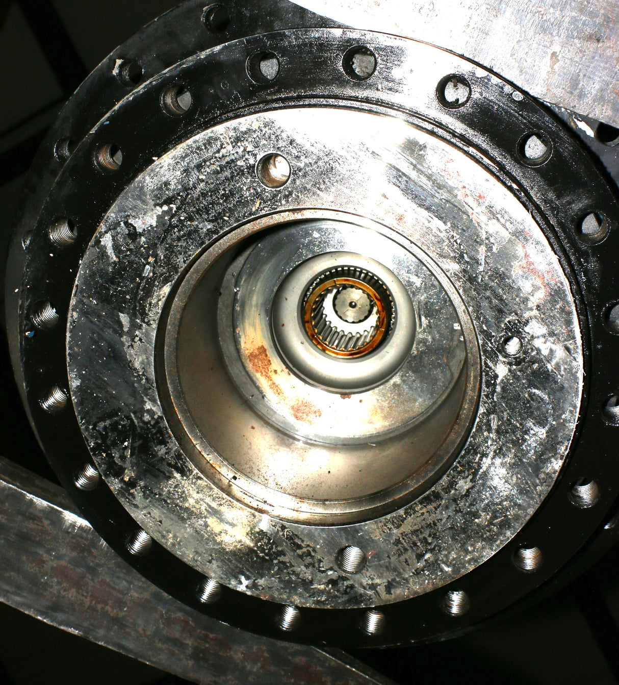 DANA ­-­ CTU3700.1 ­-­ FINAL DRIVE ASM
