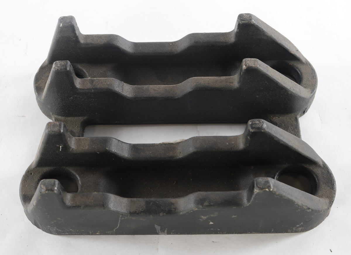 MACK - 25154693 - AXLE CLAMPING PLATE