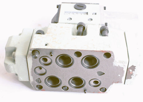 KAWASAKI ­-­ VJ8911168098 ­-­ VALVE CONTROL