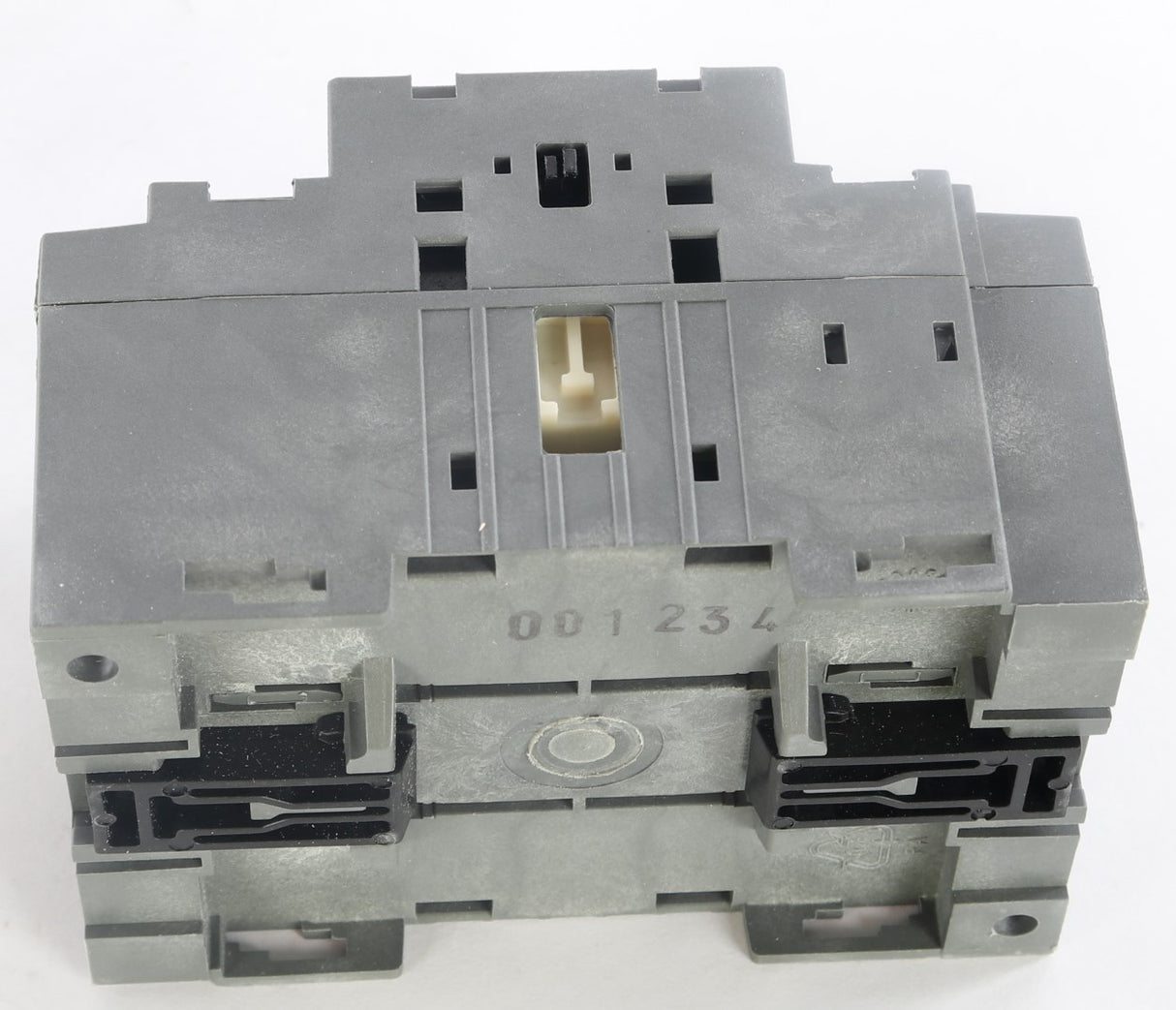 ABB ­-­ 1SCA105004R1001 ­-­ DISCONNECT SWITCH 3PH  600VAC  100A 60HZ