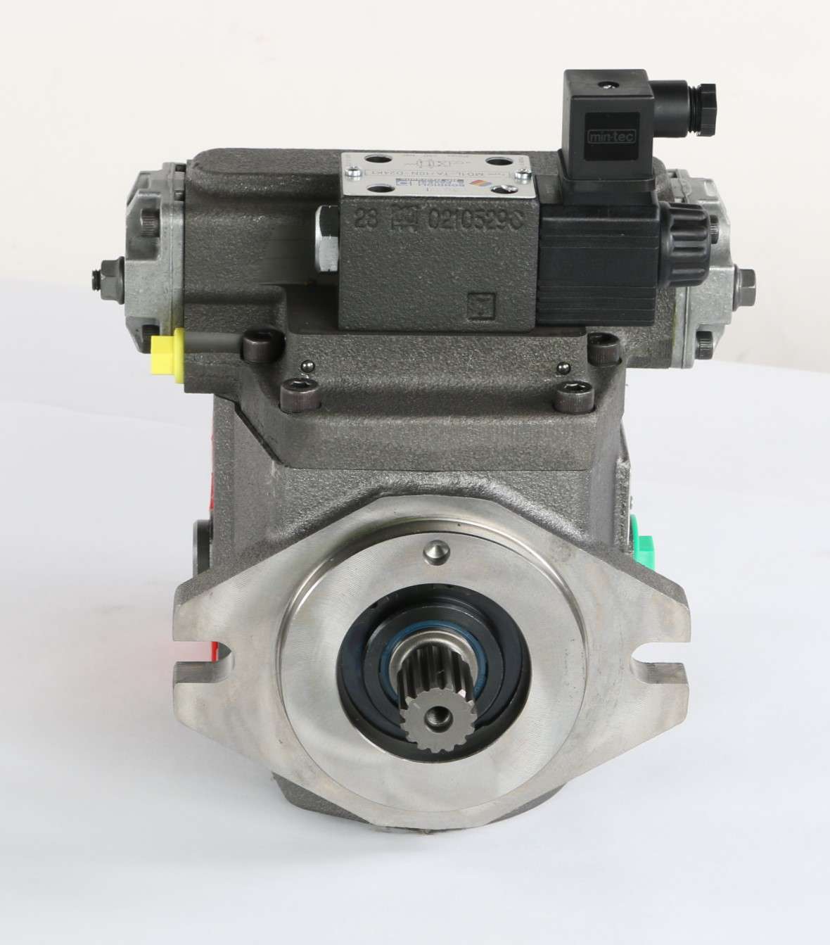 DANA ­-­ 9006355 ­-­ AXIAL PISTON VARIABLE DISPLACEMENT HYDRAULIC MOTOR