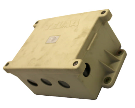 TELMA RETARDER INC  ­-­ JD332121 ­-­ RELAY CONTROL BOX 24V
